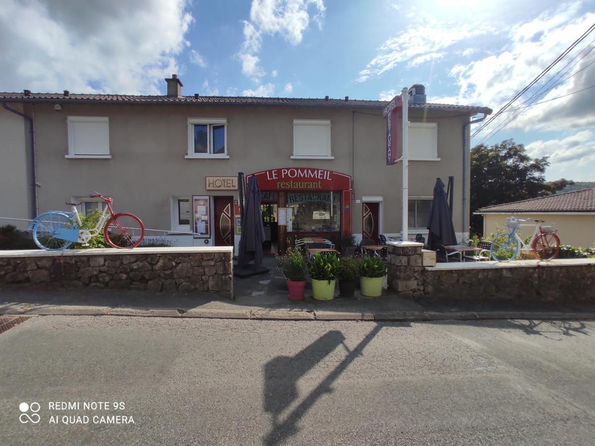 Hotel Le Pommeil Gueret Bagian luar foto